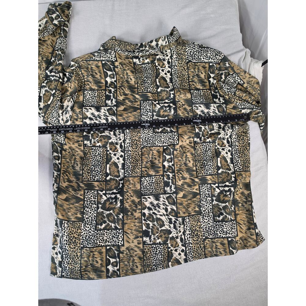 90s Leopard Patchwork Button Up Blouse Plus Size 3X - Picture 3 of 8